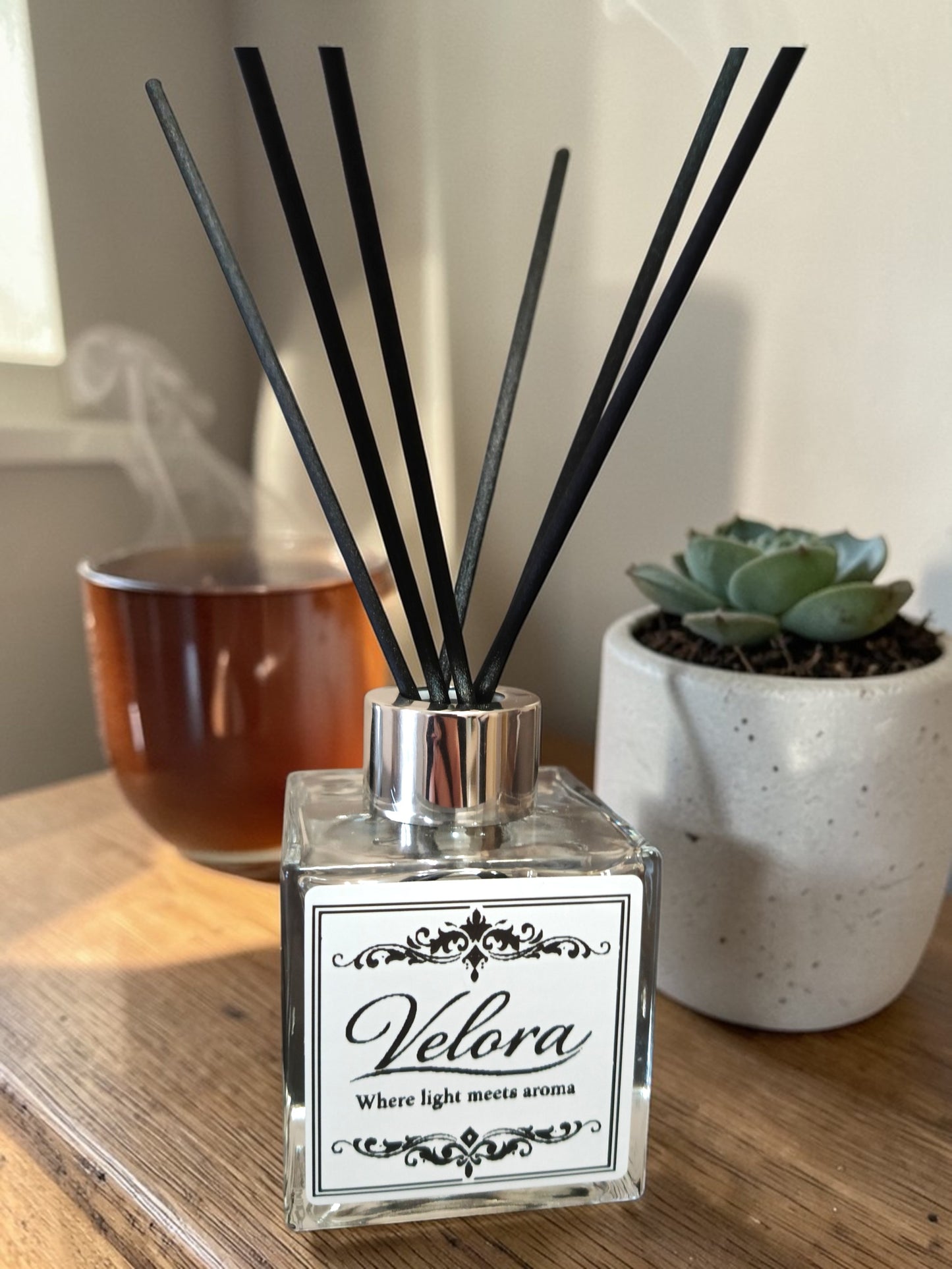 Χειροποίητο αρωματικό χώρου Velora Reed Diffuser με fiber sticks για συνεχή διάχυση αρώματος